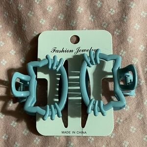 HK blue Hair Claw Clips